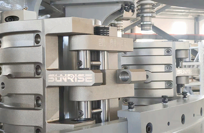 Blow Molding Machine - Product Details 2